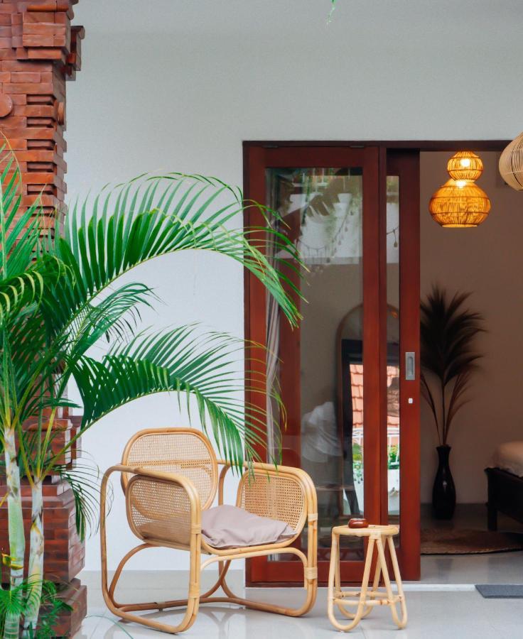 Shortcut Breeze Guest House Canggu Exterior foto
