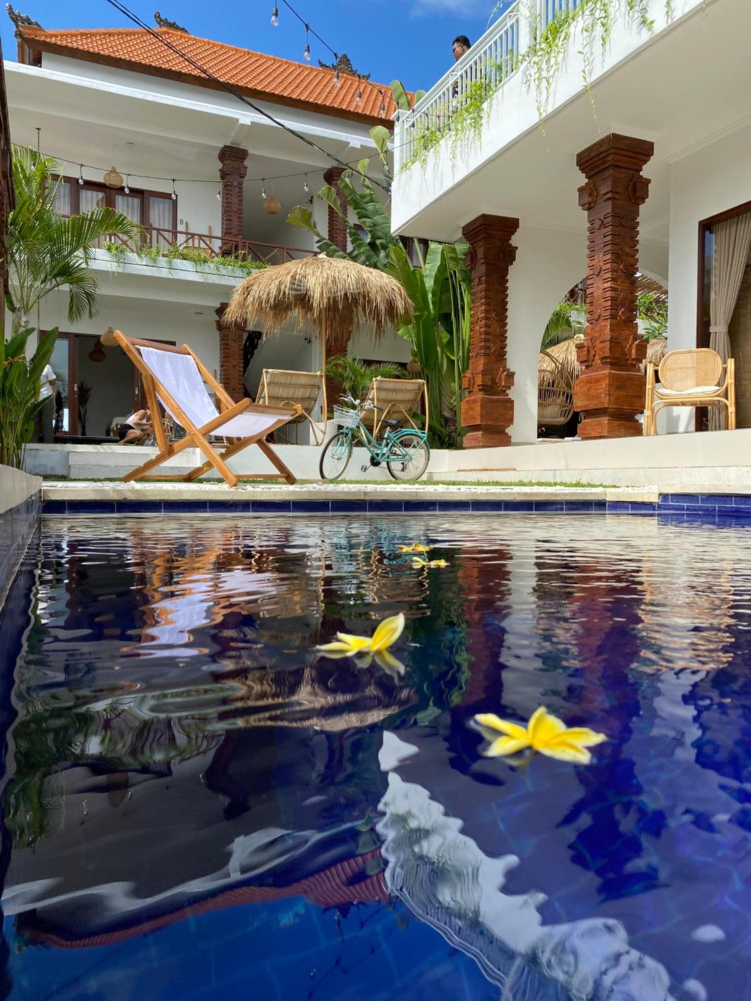 Shortcut Breeze Guest House Canggu Exterior foto